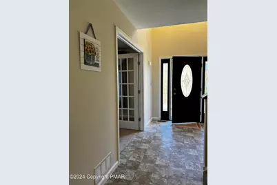  216 Swan Court, East Stroudsburg, PA 18302 - Photo 17