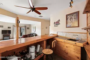 720 Turnberry Ln, Hazle Township, PA 18202 - Photo 41