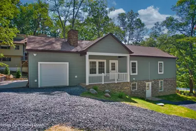  269 Stafford Drive, Bushkill, PA 18324 - Photo 1