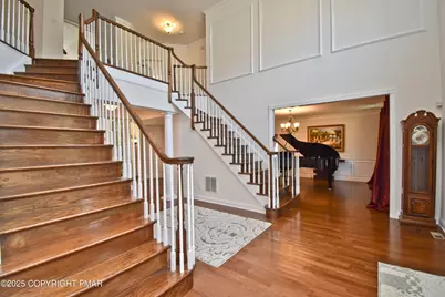  120 Hampton Drive, Mount Bethel, PA 18343 - Photo 3