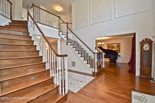 120 Hampton Dr, Mount Bethel, PA 18343 - Photo 3