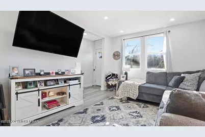  503 Mountain Top Lane, Allentown, PA 18103 - Photo 7