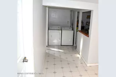  1647 Sunny Side Drive, Tobyhanna, PA 18466 - Photo 19