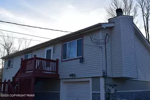 1647 Sunnyside Dr, Tobyhanna, PA 18466 - Photo 3