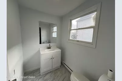  405 N Front Street, Minersville, PA 17954 - Photo 17