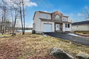 2513 Waterfront Dr, Tobyhanna, PA 18466 - Photo 1