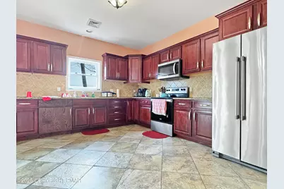  2513 Waterfront Drive, Tobyhanna, PA 18466 - Photo 5