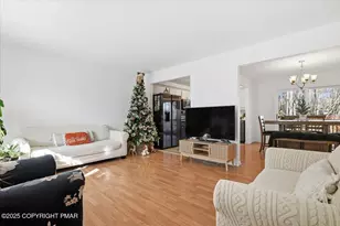 102 Longshore Cir, East Stroudsburg, PA 18302 - Photo 7