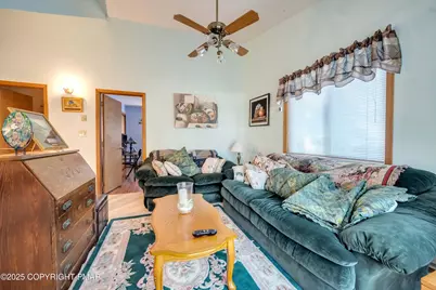  114 Brentwood Drive, Bushkill, PA 18324 - Photo 21