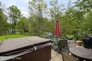 126 Shawnee Dr Dr, Pocono Lake, PA 18347 - Photo 13