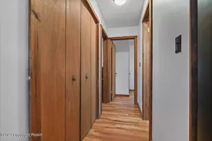 250 Brentwood Dr, Bushkill, PA 18324 - Photo 11