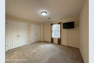  142 Dorchester Drive, Tobyhanna, PA 18466 - Photo 25