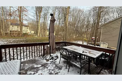  142 Dorchester Drive, Tobyhanna, PA 18466 - Photo 9