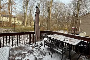 142 Dorchester Dr, Tobyhanna, PA 18466 - Photo 9