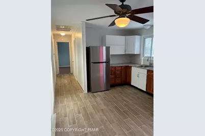  107 Davis Circle, Bushkill, PA 18324 - Photo 9