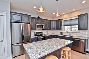 201 Amy Ct, Stroudsburg, PA 18360 - Photo 15