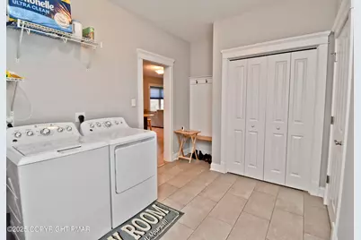  201 Amy Court, Stroudsburg, PA 18360 - Photo 19