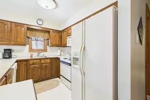 266 King Arthur Rd, Pocono Lake, PA 18347 - Photo 7