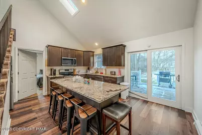  117 St Regis Walk, Tobyhanna, PA 18466 - Photo 5