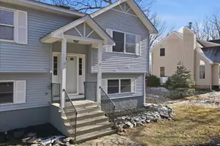 1397 Bear Dr, Bushkill, PA 18324 - Photo 3