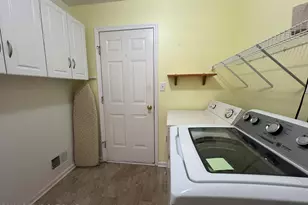 214 Kensington Dr, Bushkill, PA 18324 - Photo 57