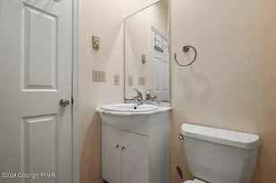 42 Mountainwoods Dr, Lake Harmony, PA 18624 - Photo 49