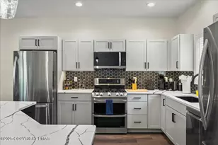 217 S Lake Dr, Lake Harmony, PA 18624 - Photo 27