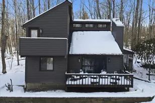 515 Hallowood Dr, East Stroudsburg, PA 18302 - Photo 5