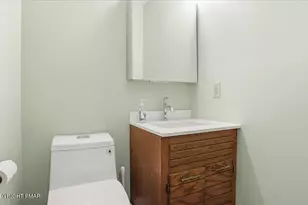 515 Hallowood Dr, East Stroudsburg, PA 18302 - Photo 23