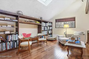 515 Hallowood Dr, East Stroudsburg, PA 18302 - Photo 15