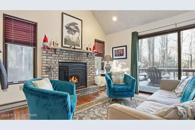  515 Hallowood Drive, East Stroudsburg, PA 18302 - Photo 7