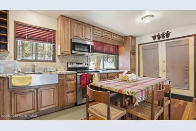  515 Hallowood Drive, East Stroudsburg, PA 18302 - Photo 13