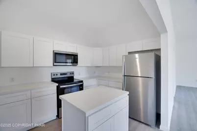  9161 Brandywine Drive, Tobyhanna, PA 18466 - Photo 9