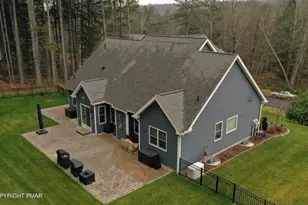 142 Lexington Ln, Blakeslee, PA 18610 - Photo 7