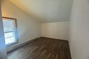 9870 Deerwood Dr, Coolbaugh Township, PA 18466 - Photo 15