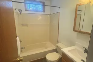 9870 Deerwood Dr, Coolbaugh Township, PA 18466 - Photo 11