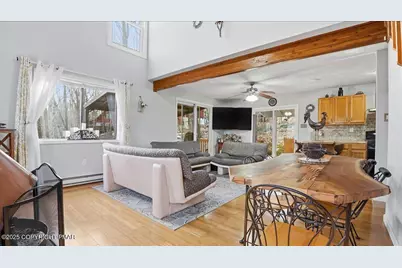  109 Saunders Drive, Bushkill, PA 18324 - Photo 7