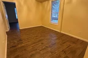 526 Main St, Stroudsburg, PA 18360 - Photo 3