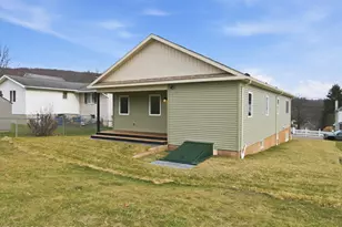 1270 Franklin St, Old Forge, PA 18518 - Photo 47