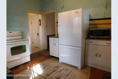  134 Schuylkill Avenue, Tamaqua, PA 18252 - Photo 11