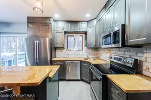 153 Thornapple Ln, Tobyhanna, PA 18466 - Photo 5