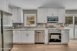 405 Skyline Dr, Blakeslee, PA 18610 - Photo 13