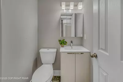  405 Skyline Drive, Blakeslee, PA 18610 - Photo 29