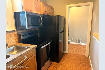  1825 U.S. 209 #103, Brodheadsville, PA 18322 - Photo 11