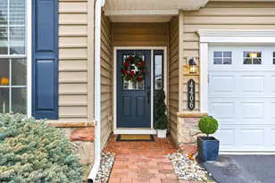 4406 Allegiant St, Center Valley, PA 18034 - Photo 5