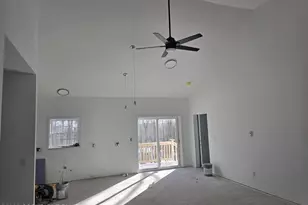 253 Oakenshield Dr, Tamiment, PA 18371 - Photo 3