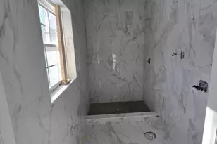 253 Oakenshield Dr, Tamiment, PA 18371 - Photo 17