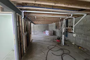 253 Oakenshield Dr, Tamiment, PA 18371 - Photo 19