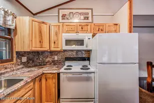 400 Clearview Dr, Long Pond, PA 18334 - Photo 17