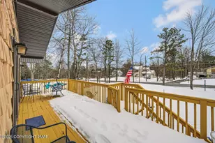 400 Clearview Dr, Long Pond, PA 18334 - Photo 5